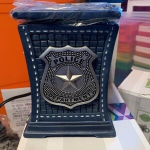 Protect & Serve scentsy warmer RARE